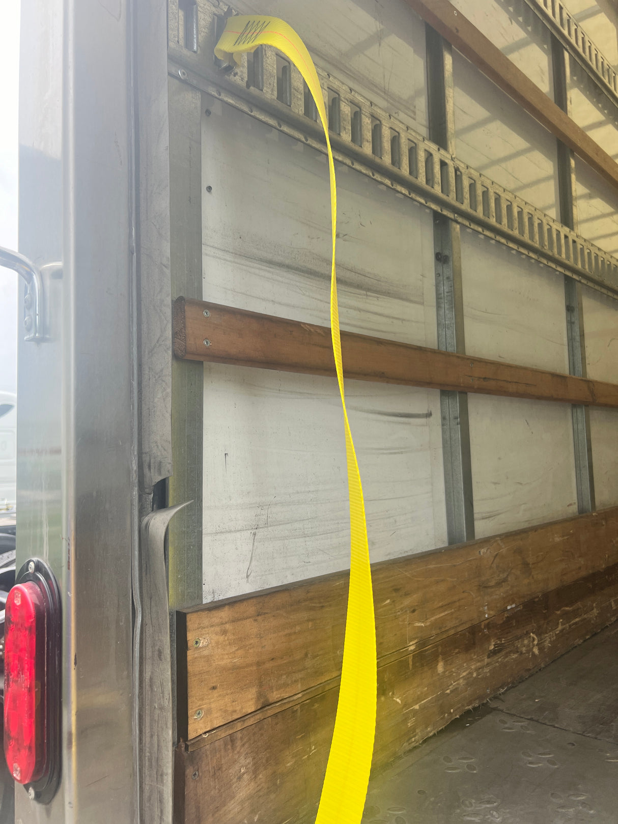 Trailer Entry Assist Strap -Series E-Fitting